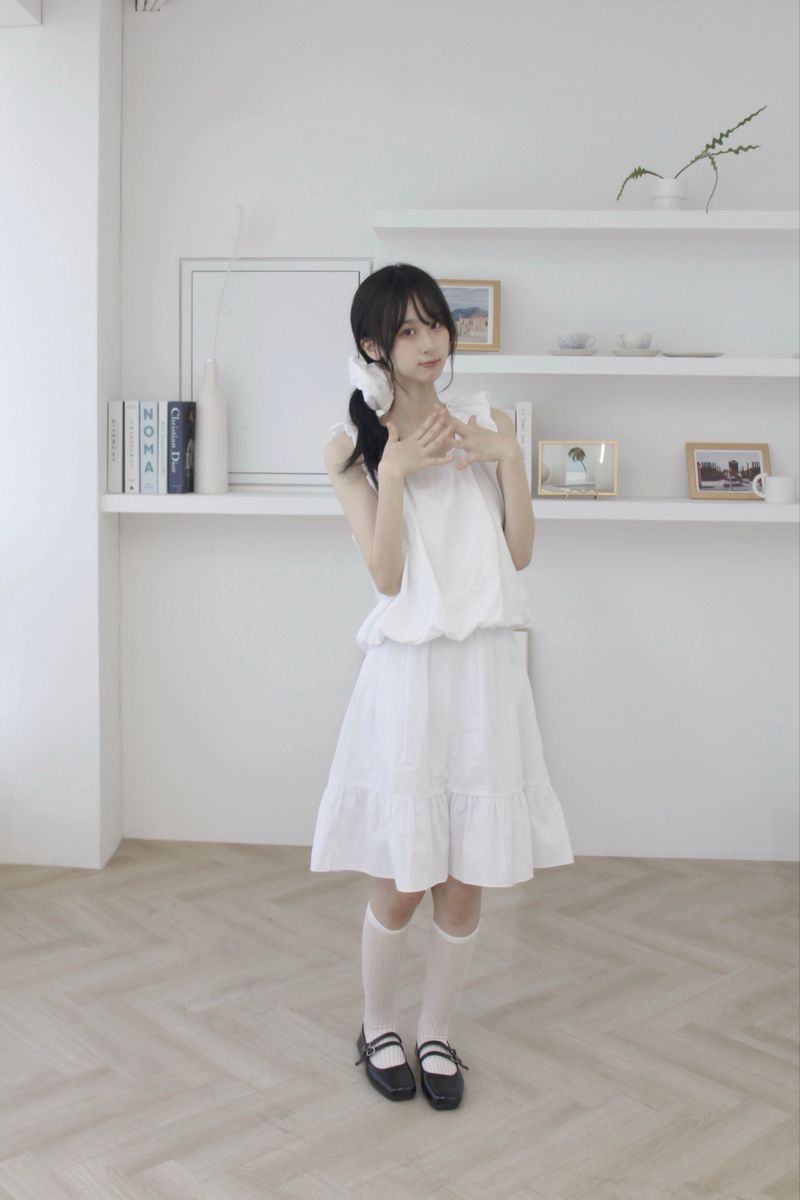 Balloon frill blouse crunch set