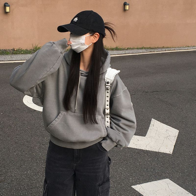 BEIDELLI（ベイデリー）の「[BELLIDE MADE] Vintage Pigment Crop Hoodie（Tops）」