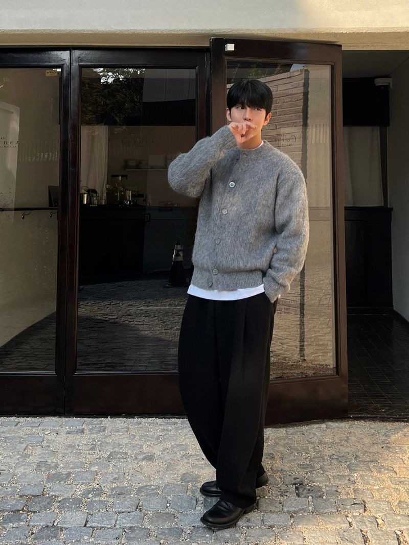 Brush wool cardigan