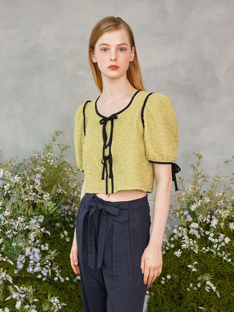 Wrinkle Ribbon Puff Blouse (2colors)