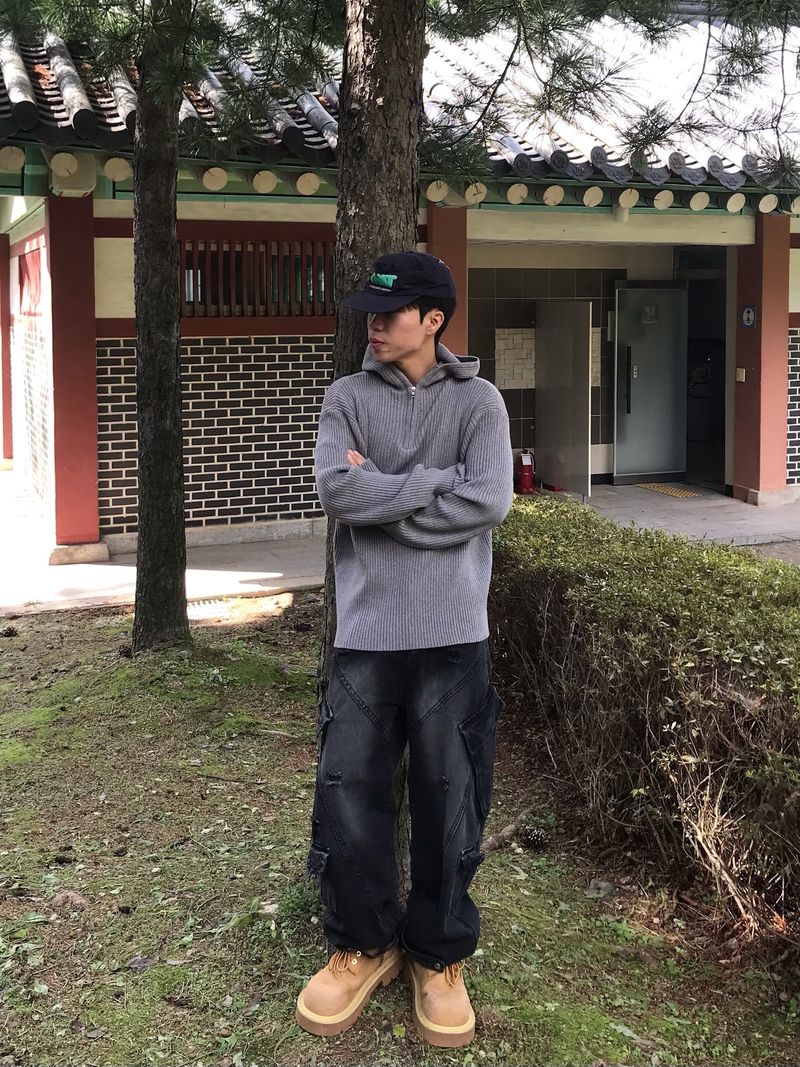 Rib Hood Half Zip-Up Knit