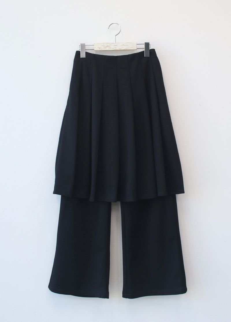 rira skirt pants