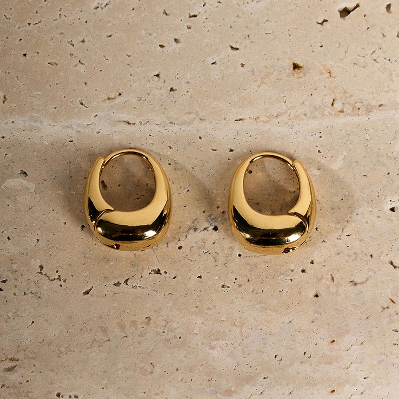 sensual one-touch earring