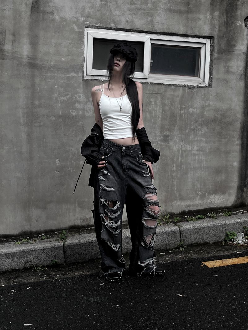 URBAN UNIQUE(アーバンユニーク)の「black destroyed wide denim(Pants)」