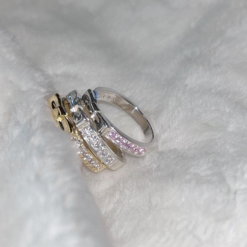 Petit Bow ring