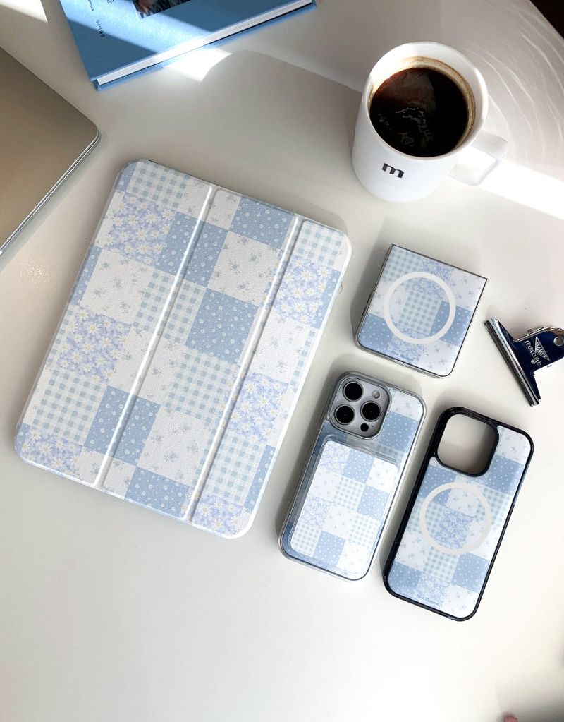  [MADE]ブルーパッチ シルバーエポキシ MagSafe iPhoneケース