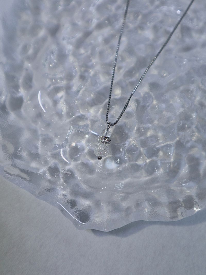 RUNARING（ルナリング）の「crack crystal drop necklace（Accessories）」