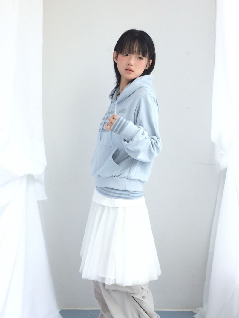 See-through curve layered skirt