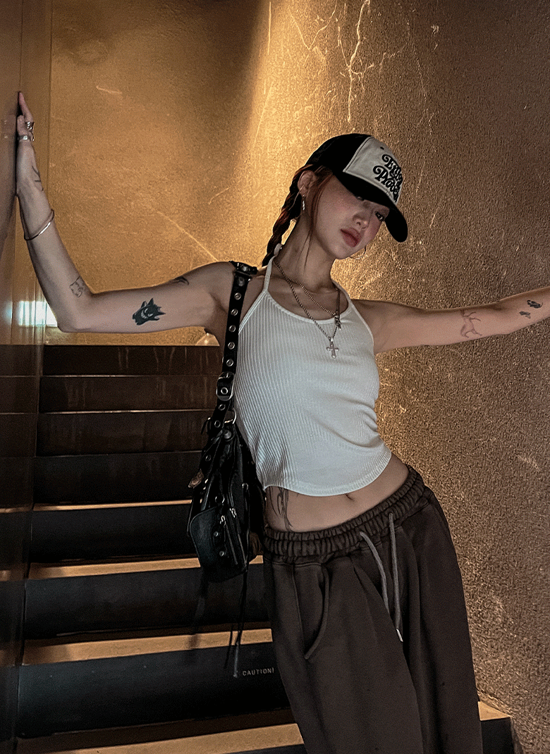 ULAN（ユレン）の「ライクリボンホールターノースリーブ（Tops）」