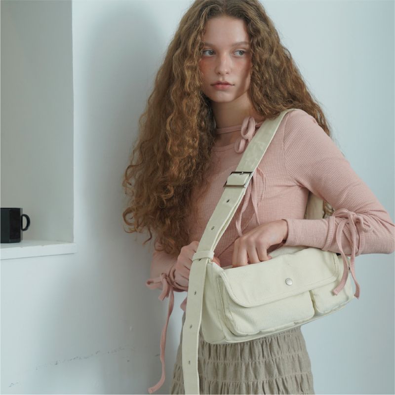 cozing(コジング)の「Cozy pocket bag_ivory(Bags)」