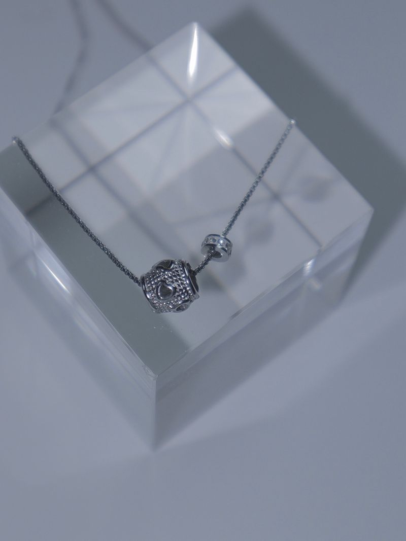 metal heart ball necklace