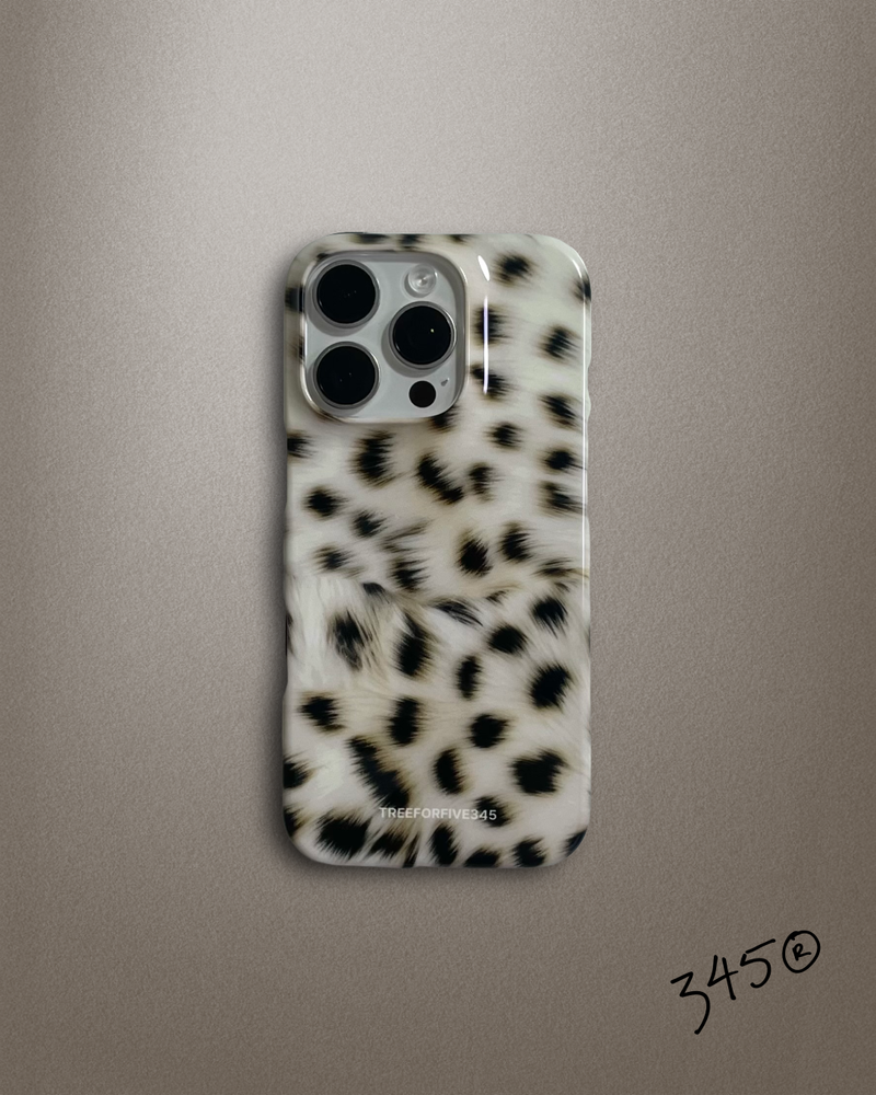 SNOW LEOPARD Hard Case / TREEFORFIVE345