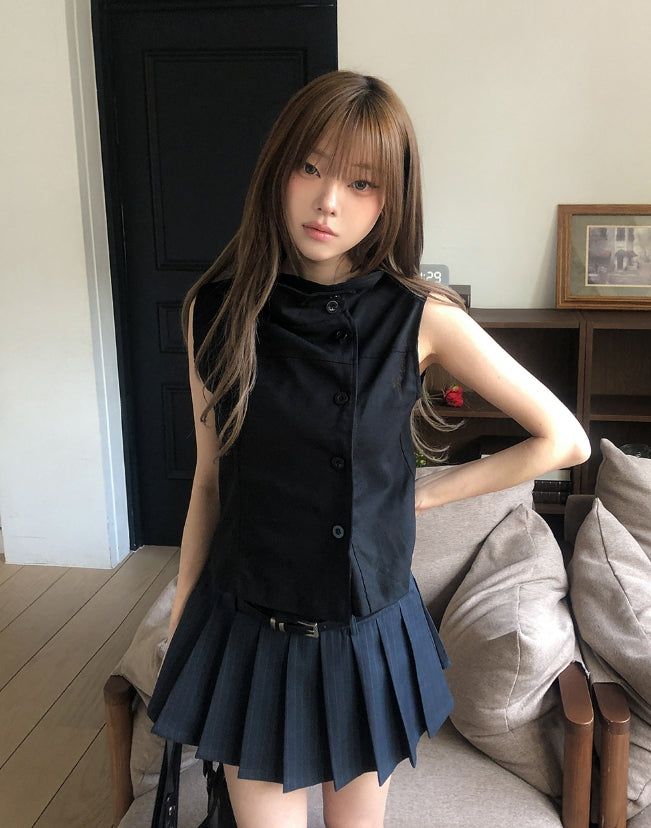 ニアアンバランスハイネックボタントップ