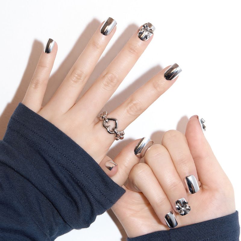 MUZMAK Reusable Glam Design Nail Tip Risky(Short)