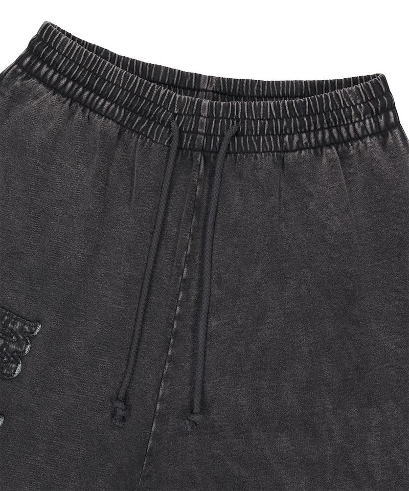 WASHED CUT OFF APPLIQUE SWEAT SHORTS
