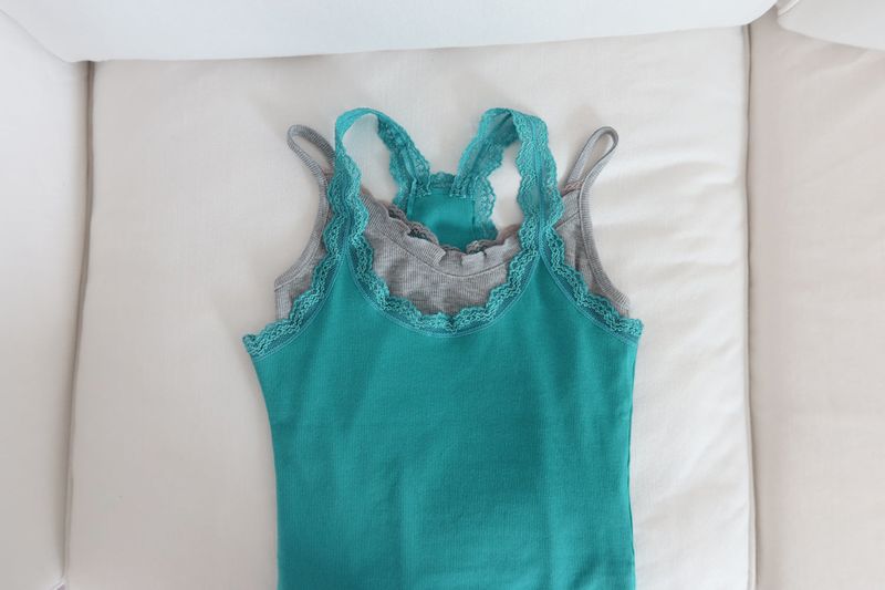 REVERSE LACE CAMI