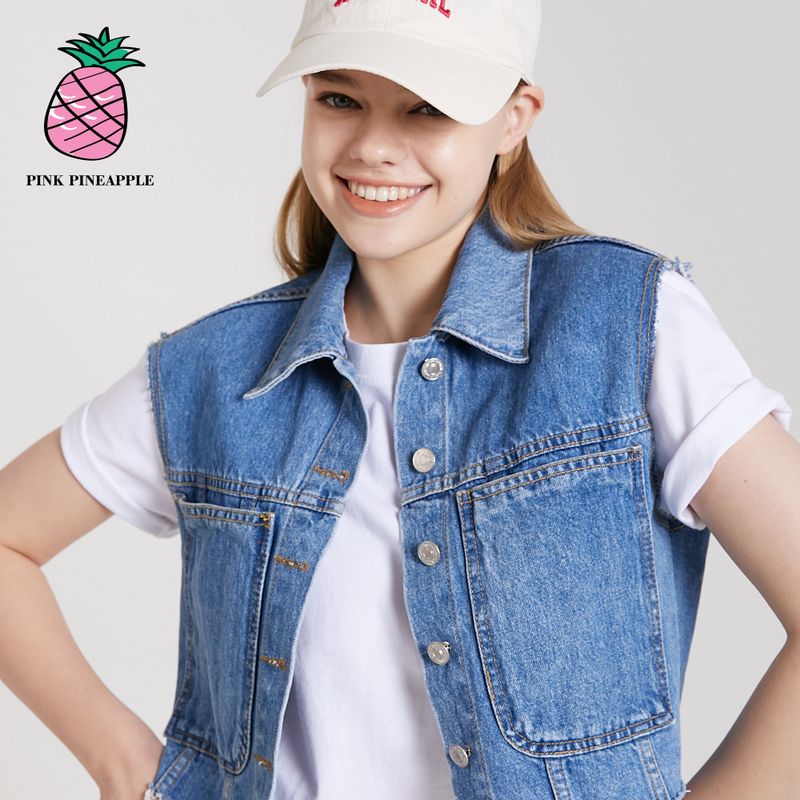 PINK PINEAPPLE（ピンクパイナップル）の「AOKI CROPPED VEST（Tops）」