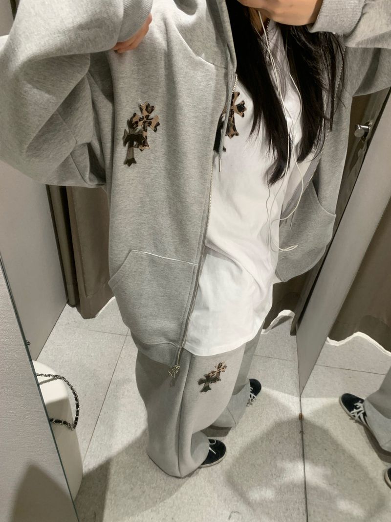 Reho Cross Patch Hoodie Zip-UP