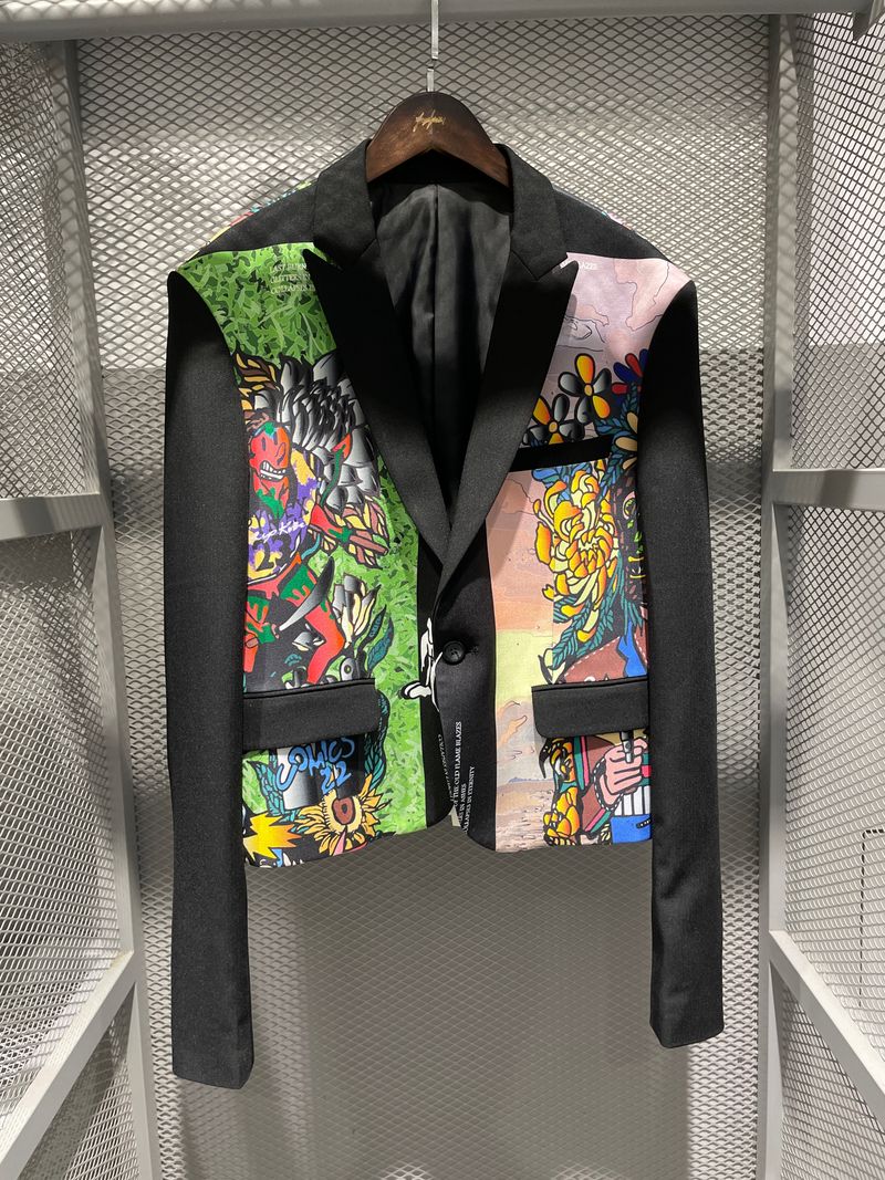 Comics Black Block with Peaked Lapel Suit 