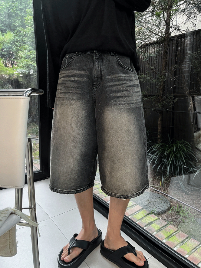 COSYHARU（コシハル）の「Brown Tint Bermuda Denim Shorts（Pants）」