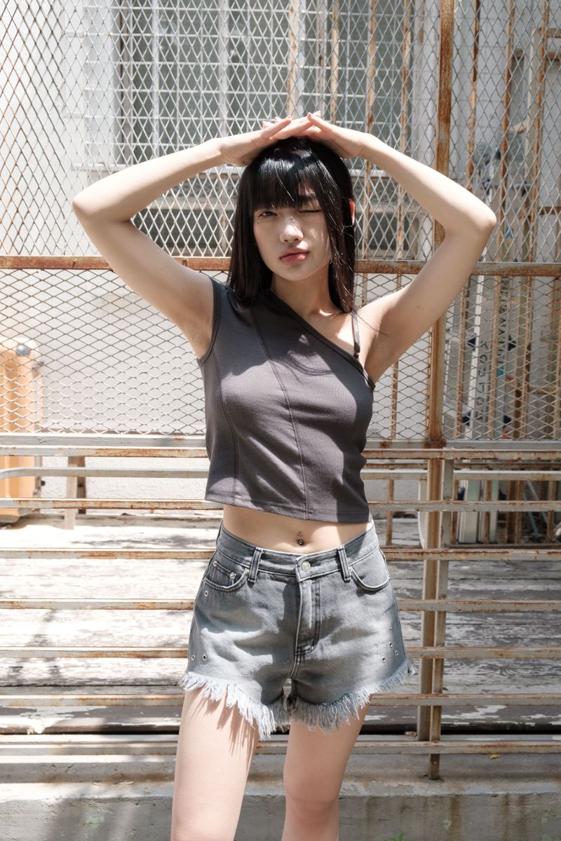SIS A（シスエイ）の「 ROUGH EYELET DENIM SHORTS / GRAY（Pants）」