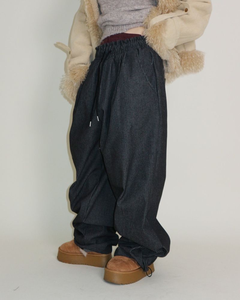 Terry Stripe Banding Carpenter Wide Denim Pants (for all four seasons)