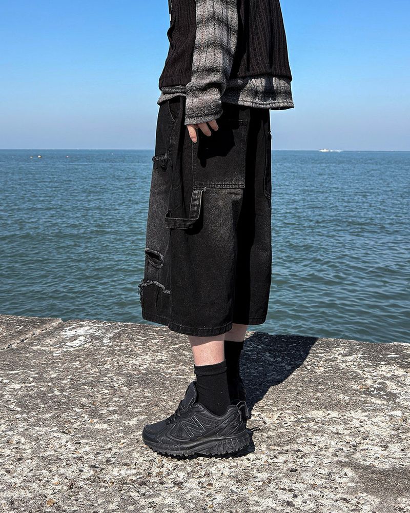 Rick Distressed Bermuda Denim Pants
