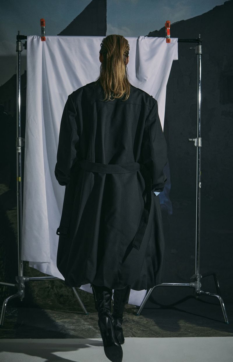 BALLOON TRENCH COAT -CHARCOAL