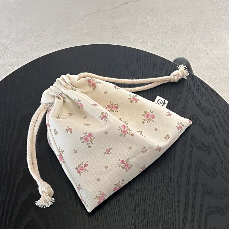 SPRING FLOWER STRING POUCH