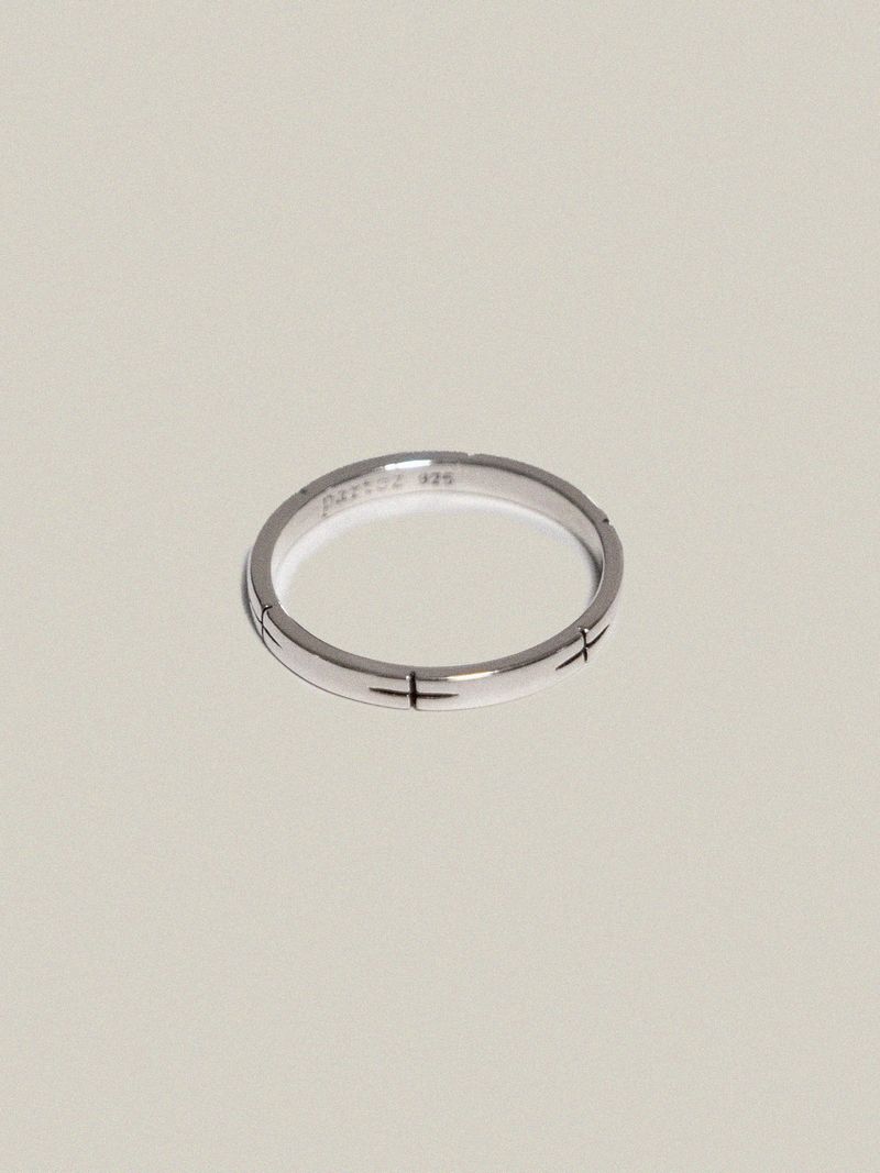 Cross Carving ring