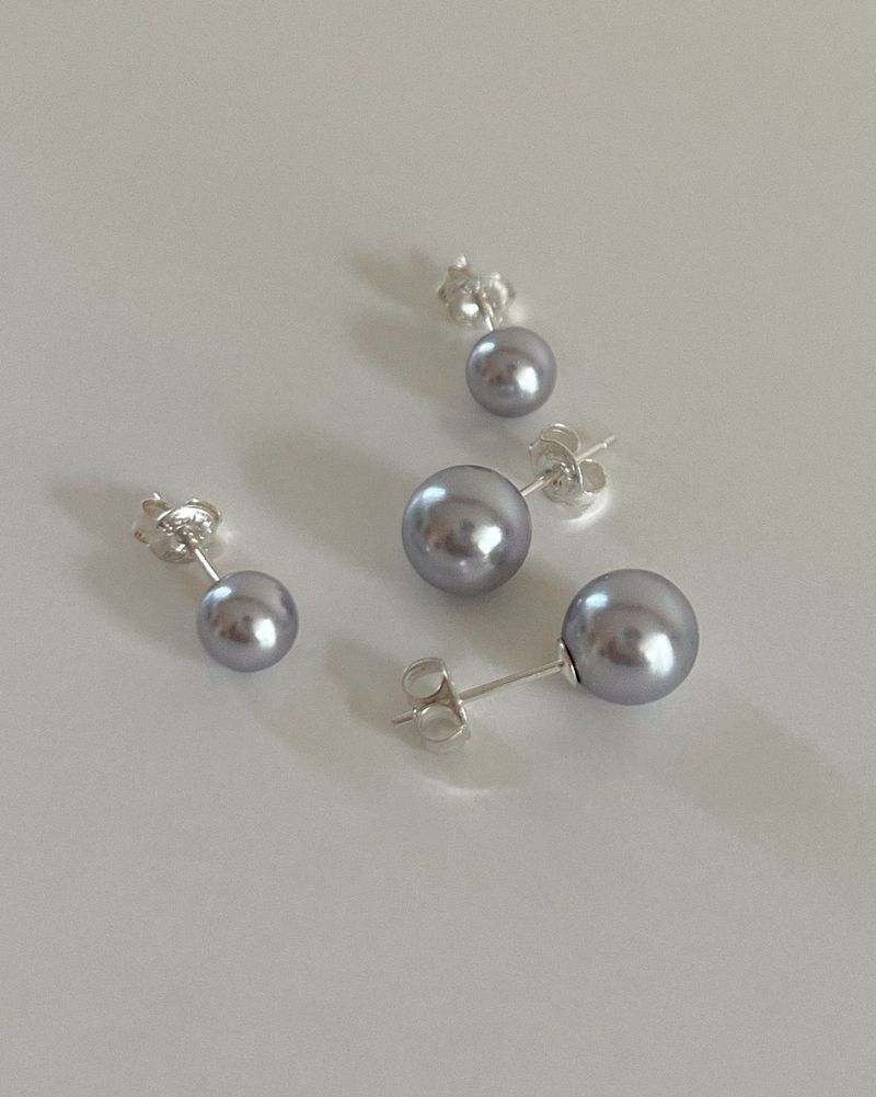 Angel pearl earring (silver)