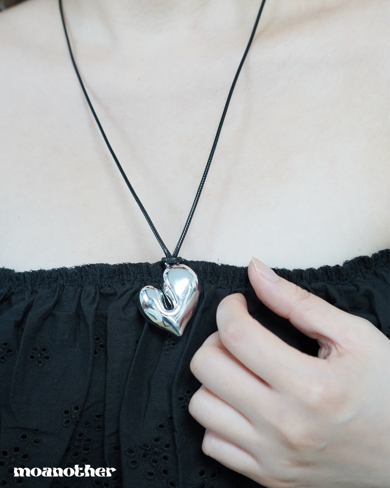 [IDLE Minnie Pick!] Heart String Necklace