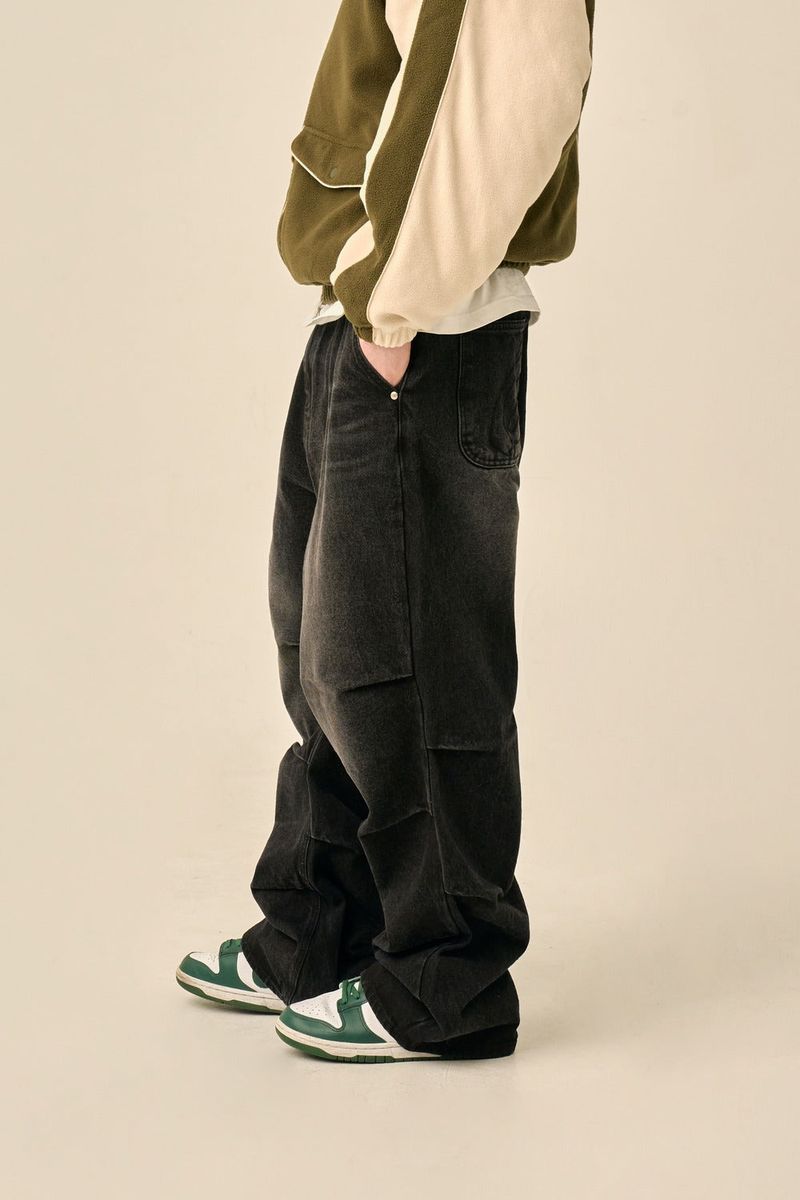 FIVE-PINTUCK WASHED DENIM
