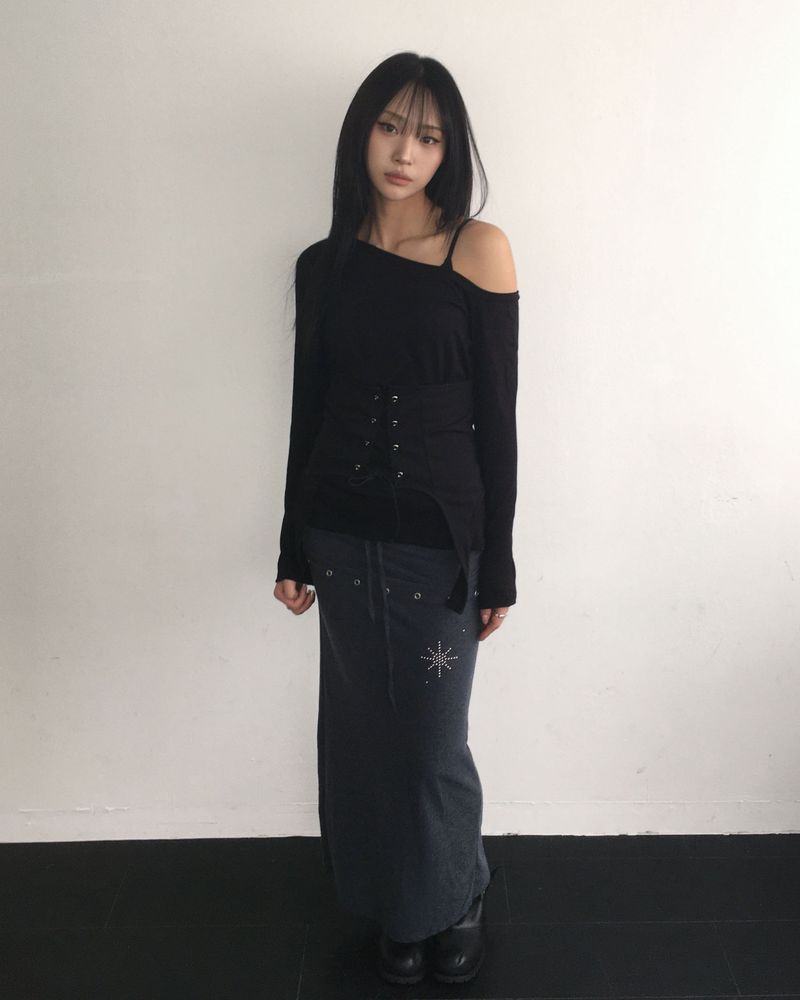 Layered stud long skirt