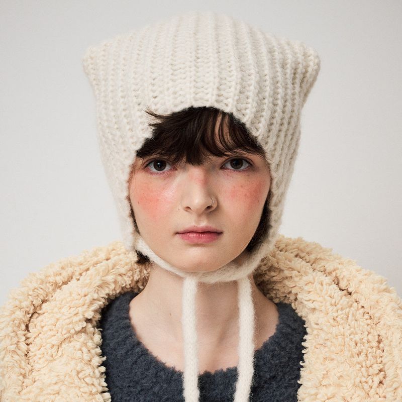 FUN FROM FUN(ファンフロムファン)の「MOHAIR EARMUFF BEANIE, IVORY(Hats)」