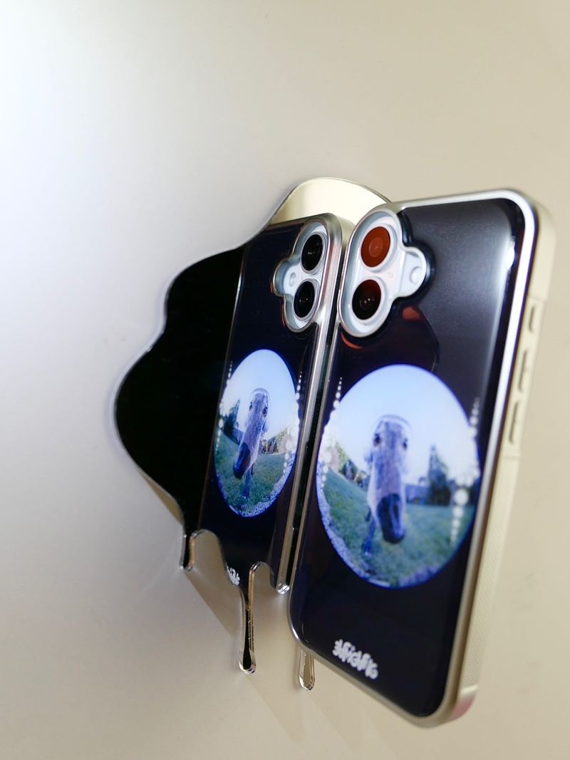 Furry Friends airpods case_Dog