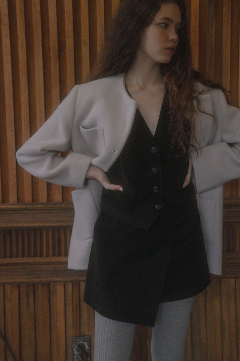 Early corduroy vest_black