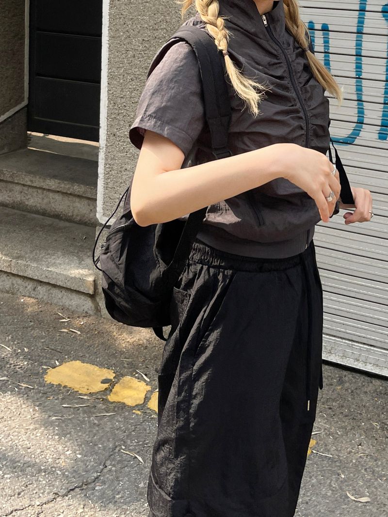 Wind high neck shirring short-sleeved jumper