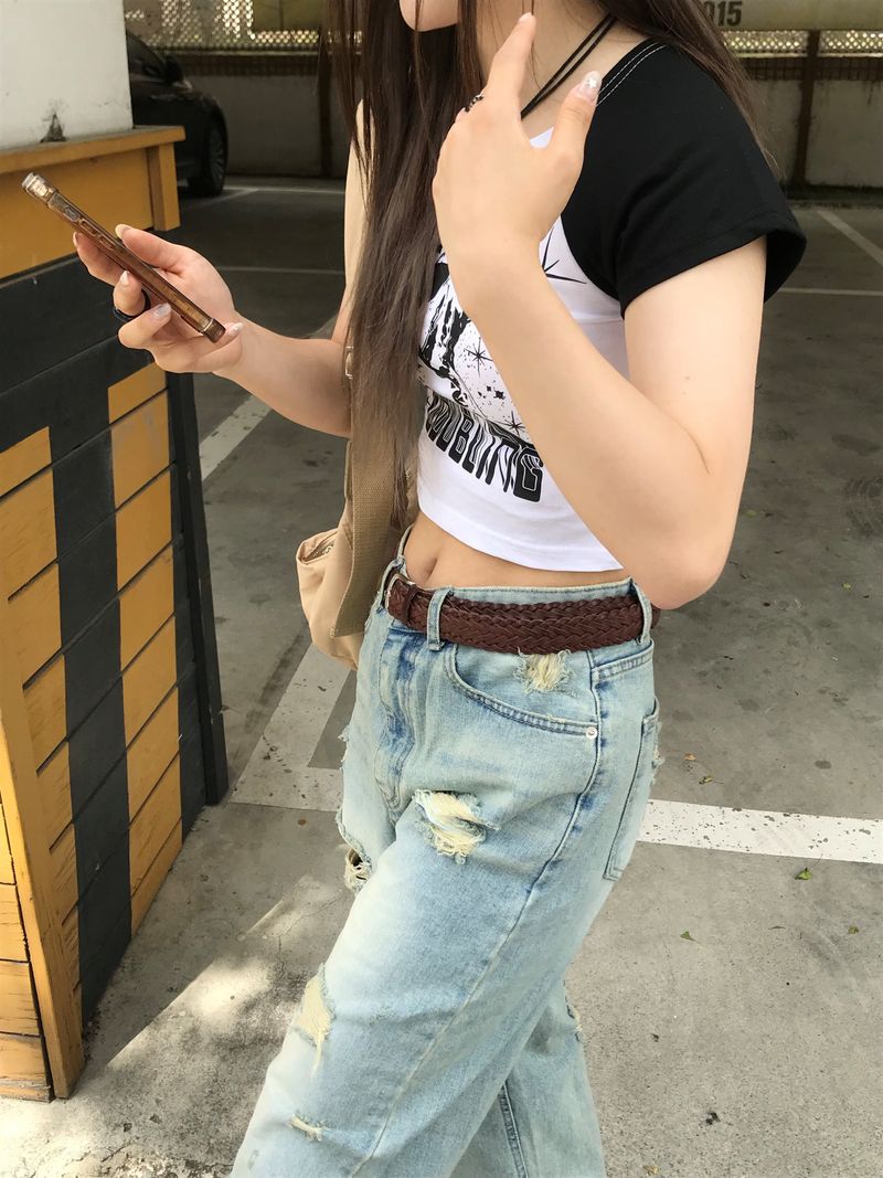 Selene crop T