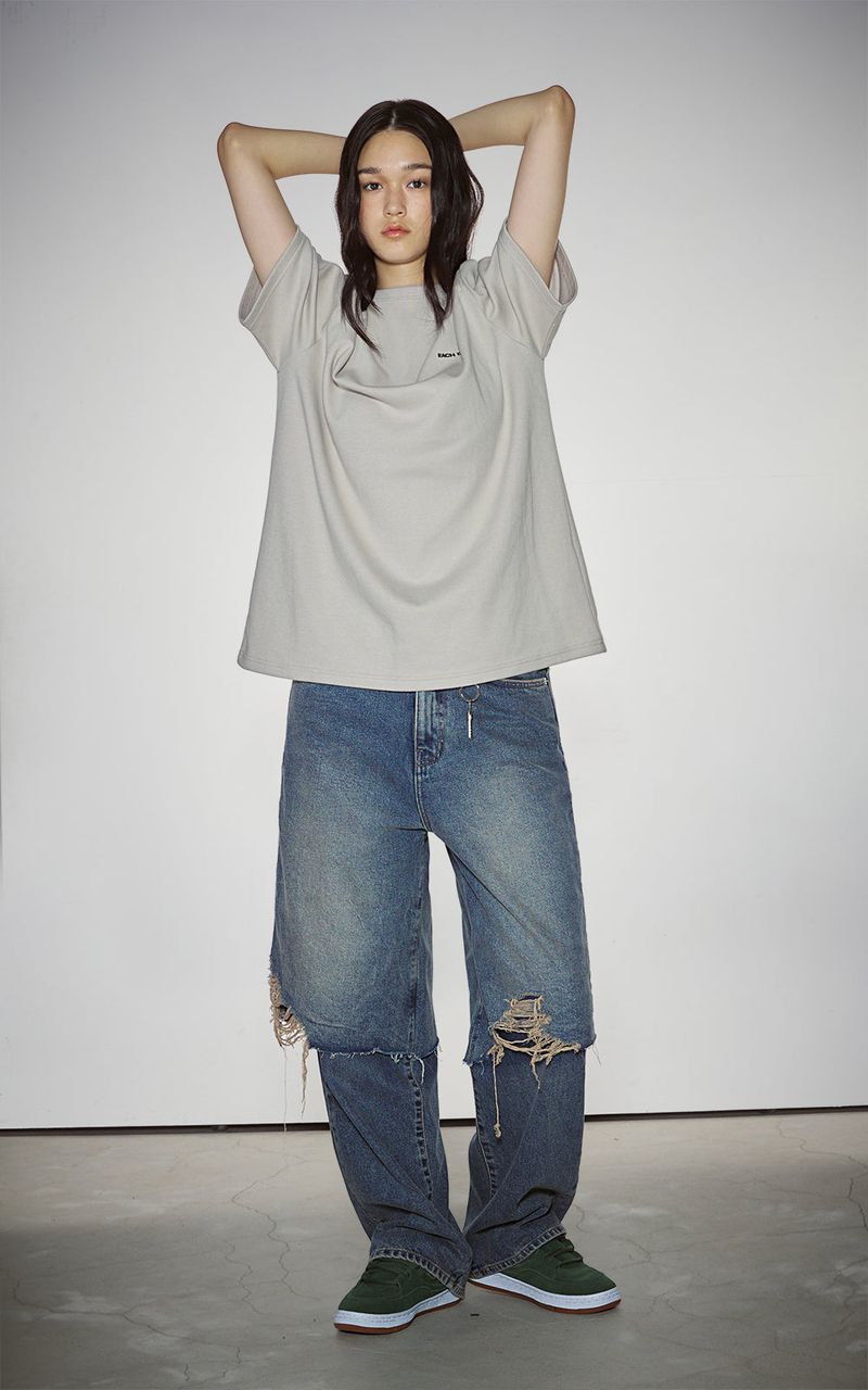 EACH DIFFER(イーチディファー)の「BLUR HEART T-SHIRTS_BEIGE(Tops)」