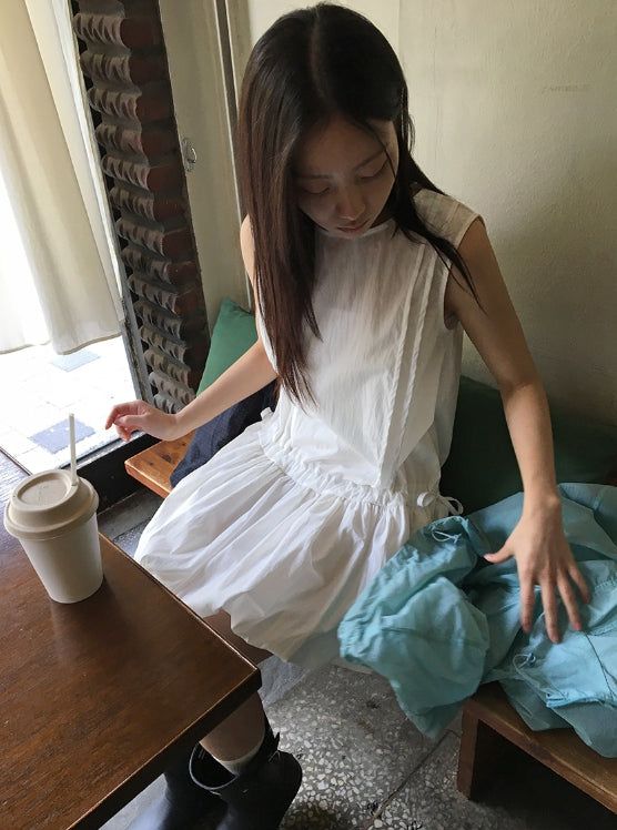 Miha Sleeveless Balloon Midi One Piece
