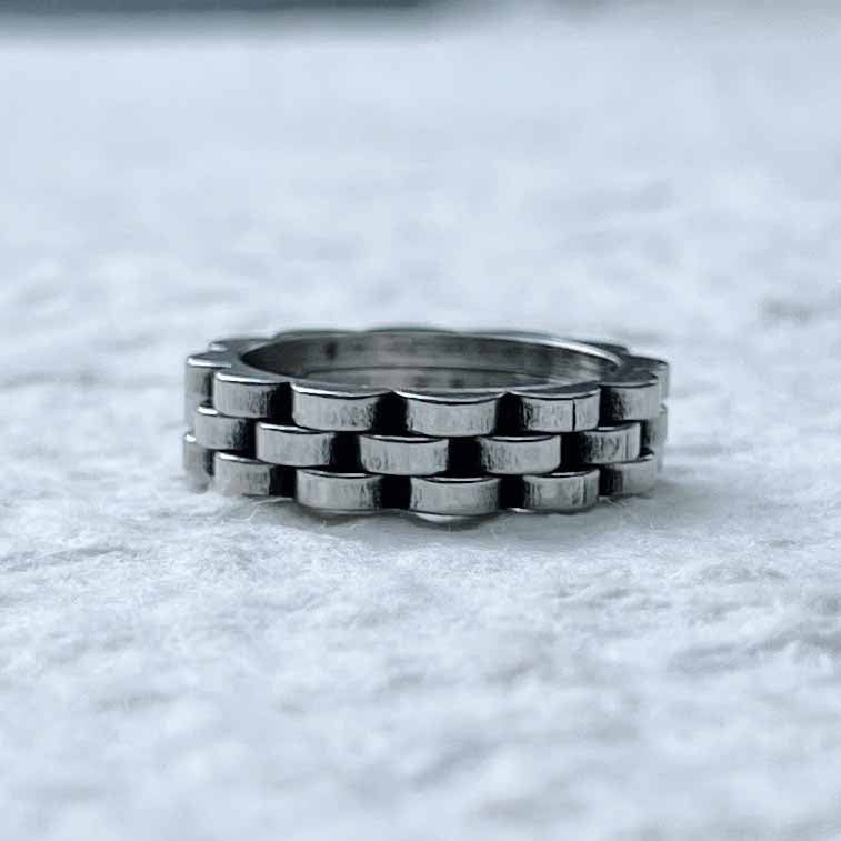 Triple Link Ring