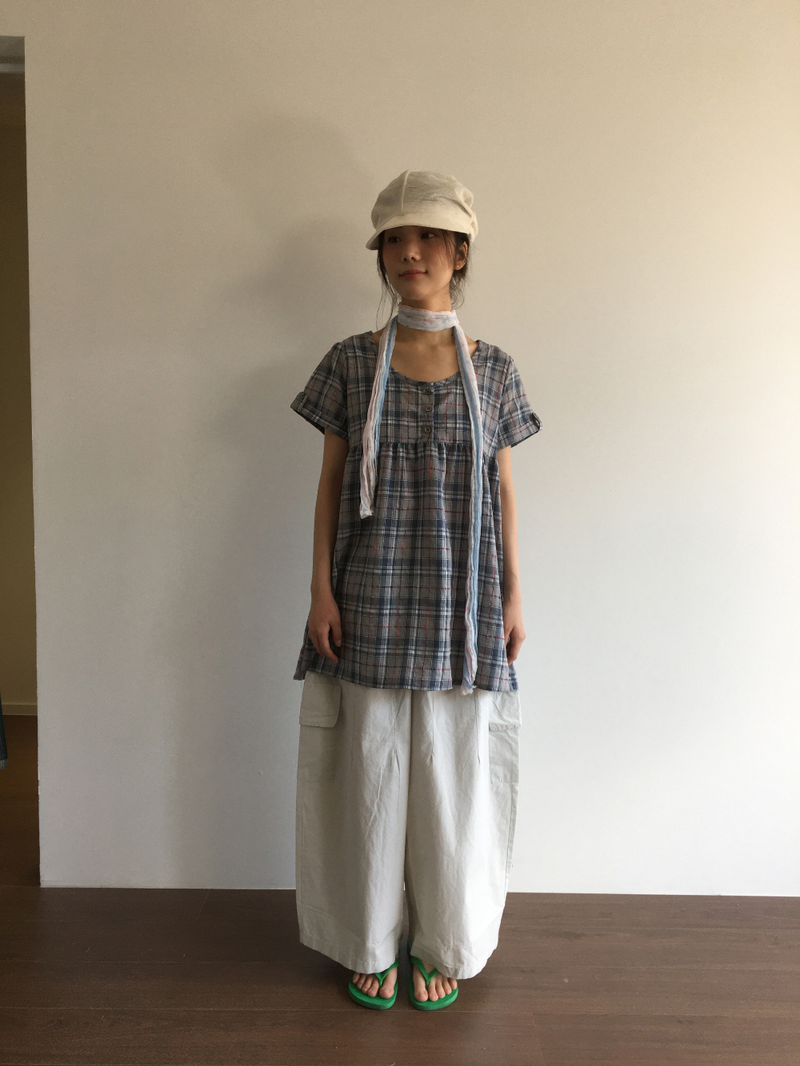 DUGGY（ダギー）の「ドッティチェック半袖ブラウス (3color)（トップス）」