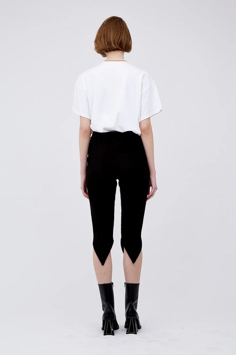 V Cut rib half pants