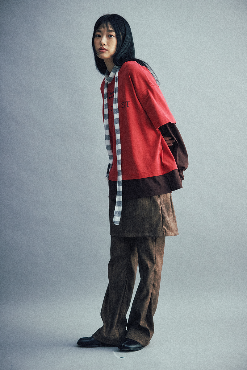 Blacklist lettering Layered tee (Red/Brown)