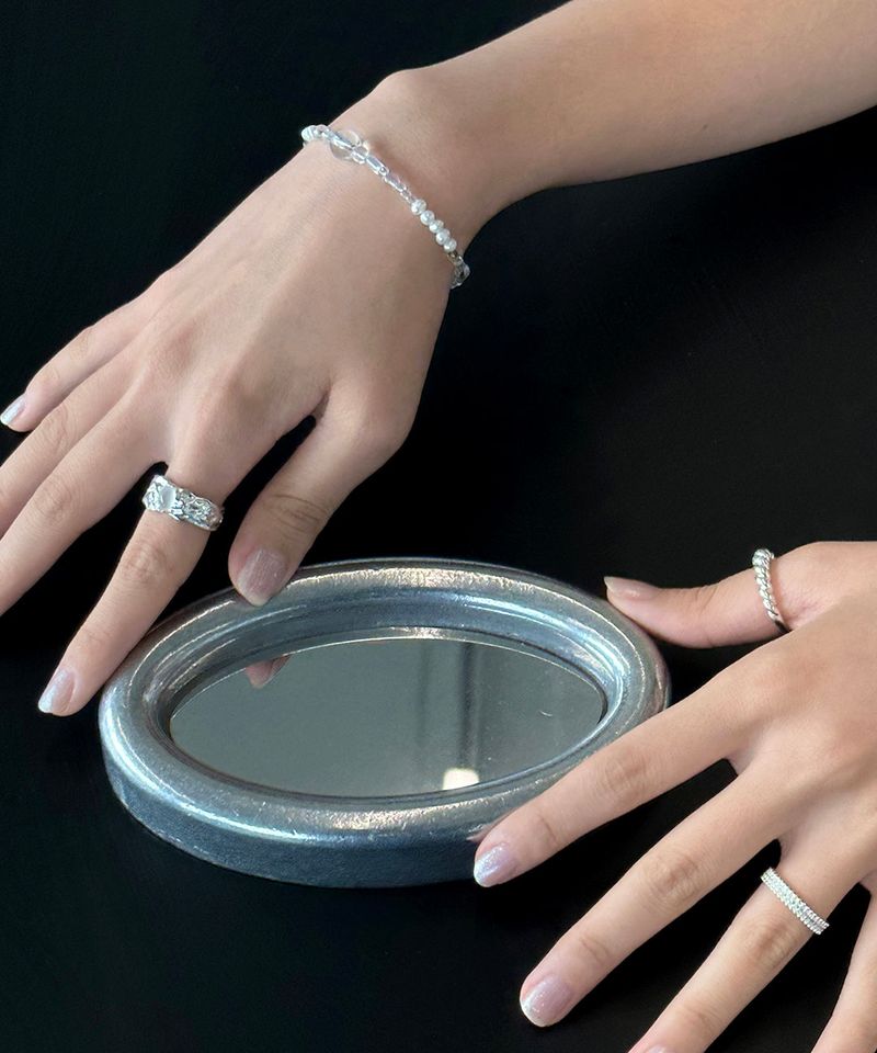 lucent box bracelet