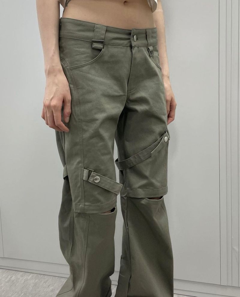 BELT KNEE SLIT PANTS (KHAKI)