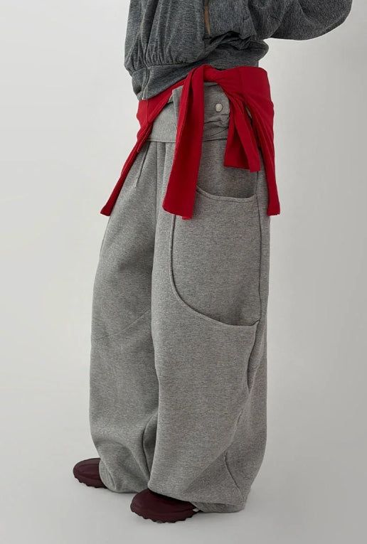 DOUBLE POCKET TRAINING PANTS