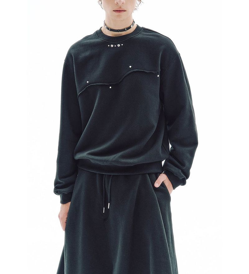 NIGHT GUIDE SWEATSHIRT