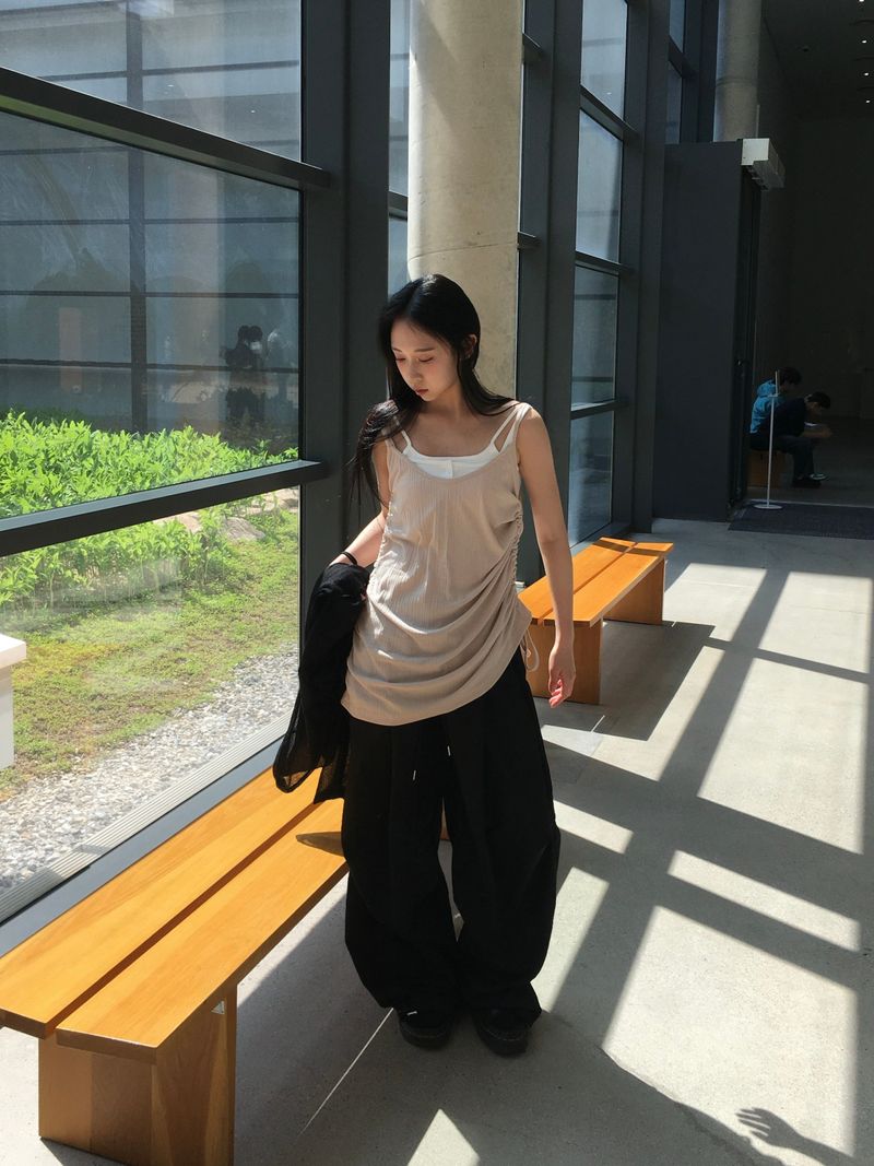 Cool Over Curved Nylon Pants (7c)